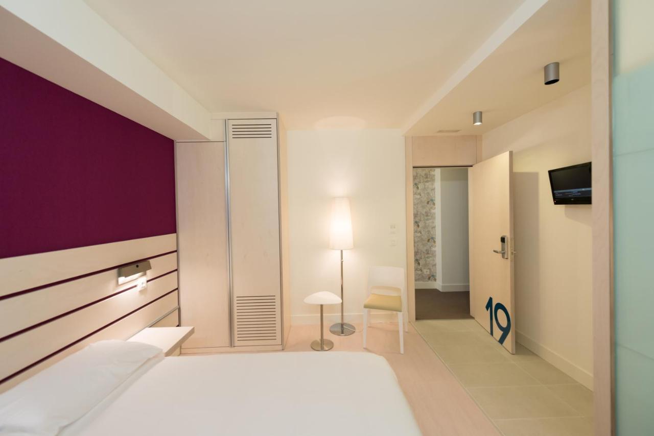 Hotel Boreal Viento Norte Burgo Eksteriør billede